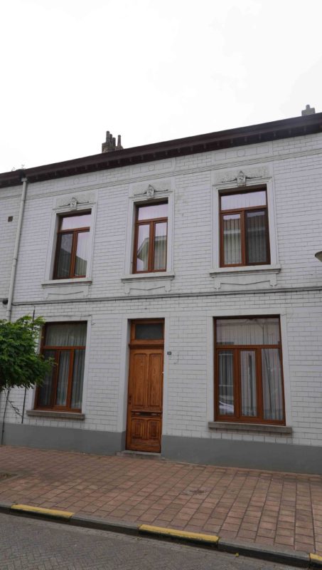 ramen of deuren hout